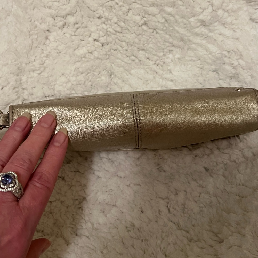 Coach Vintage Metallic Gold Large Wristlet Clutch Bag EUC - Picture 8 of 13